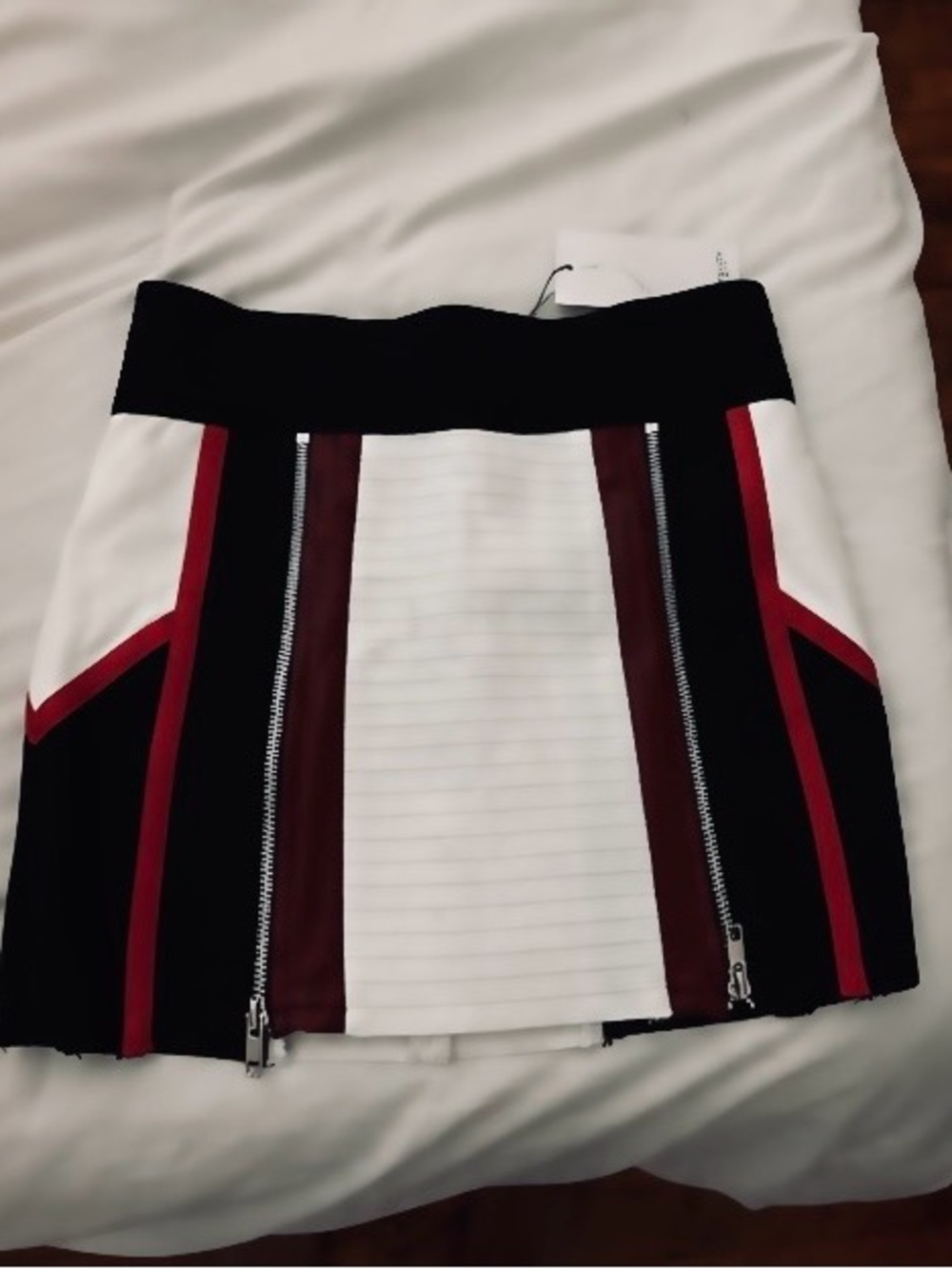 AKIRA Chicago Colorblock Zip Detail Mini Skirt | NWT